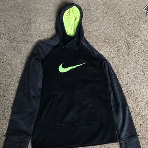 NIKE Black and Green Therma-Fit Hoodie